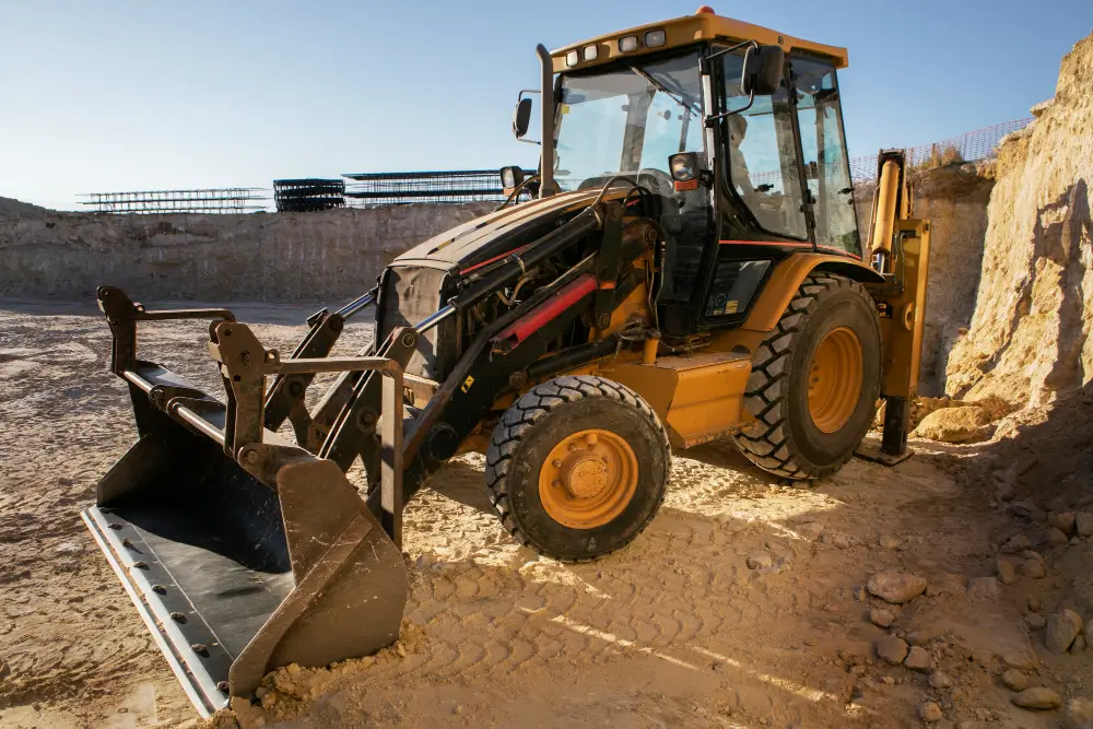 johnny bucket jr vs john deere tractor shovel